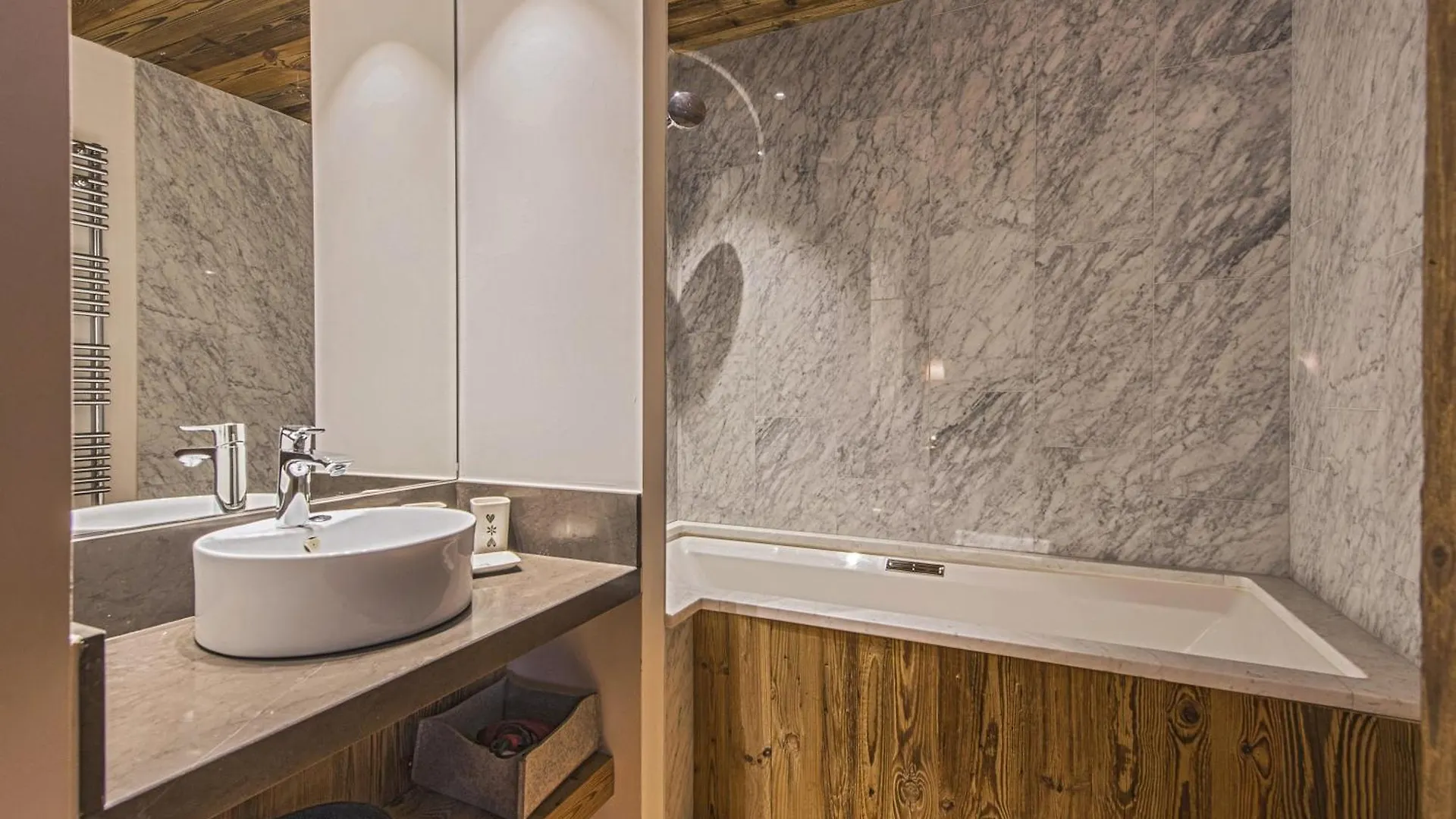 Apartman Penthouse Le Savoie - Les Chalets Covarel Val-dʼIsère Franciaország