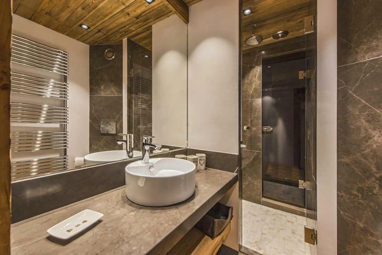 Penthouse Le Savoie - Les Chalets Covarel Val-d'Isere Apartment